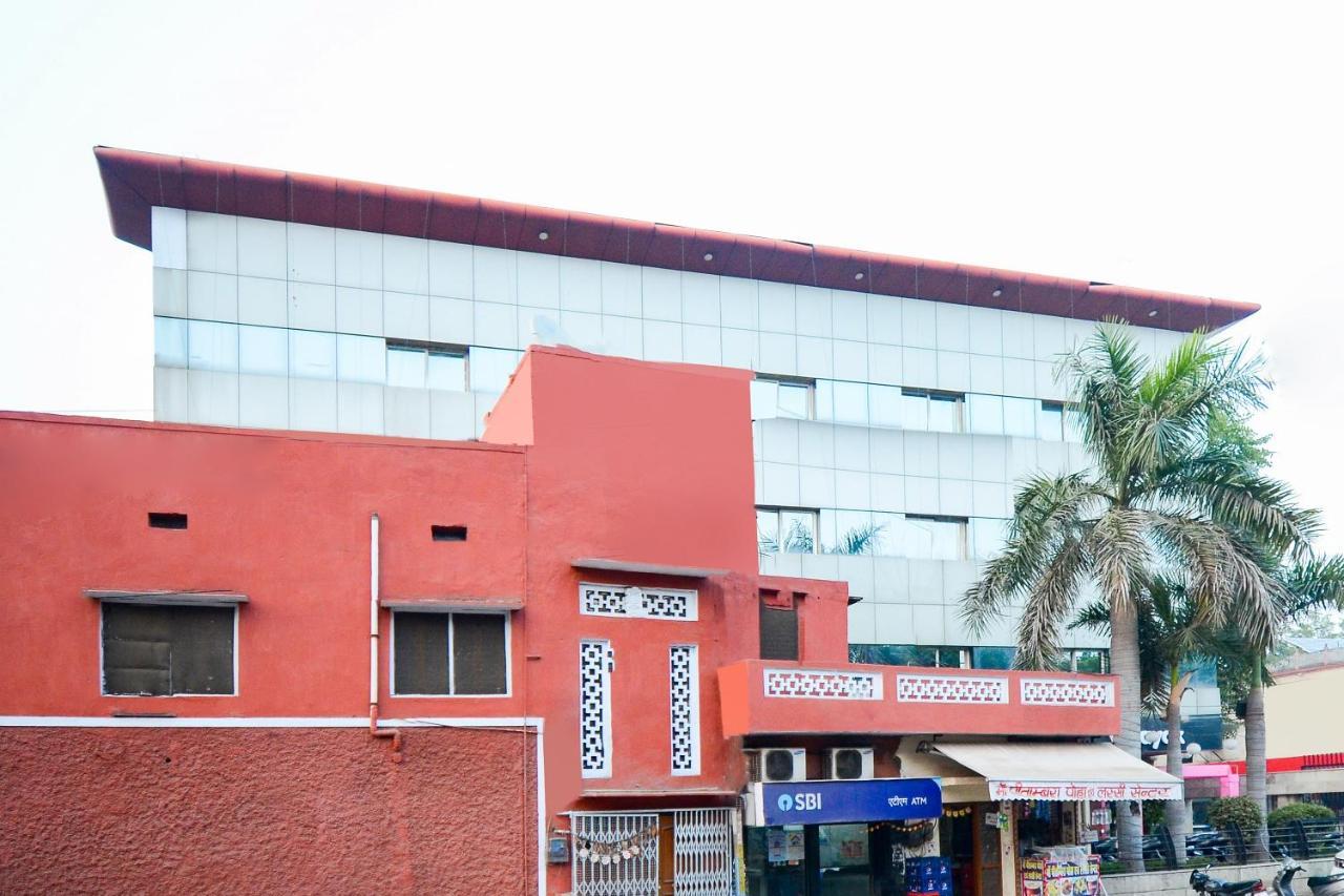 Collection O 2521 Hotel The Vinayak Gwalior Exterior foto